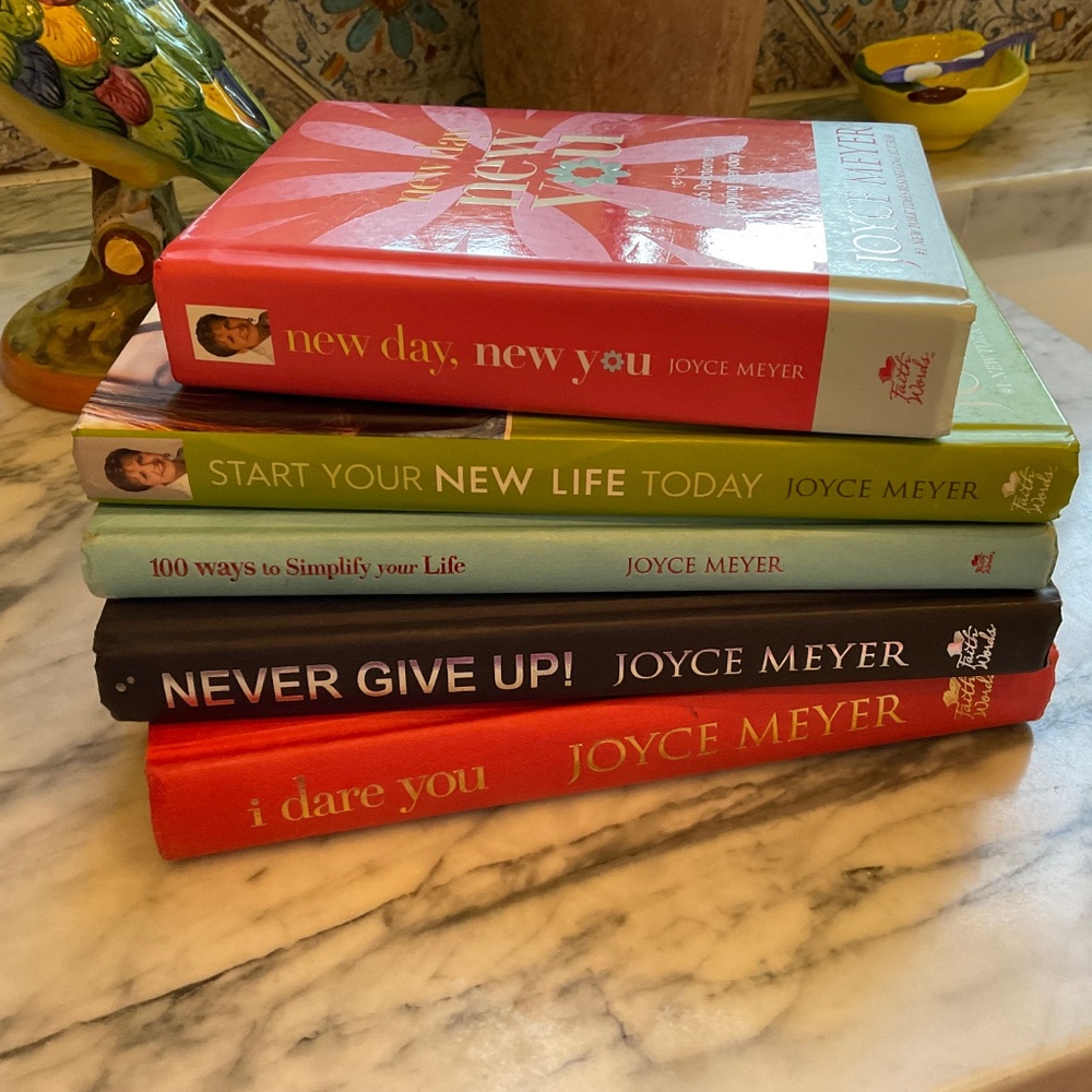 Joyce Meyer Assorted Color Inspirational Book Set - Multi-Color - Picture 2 of 13